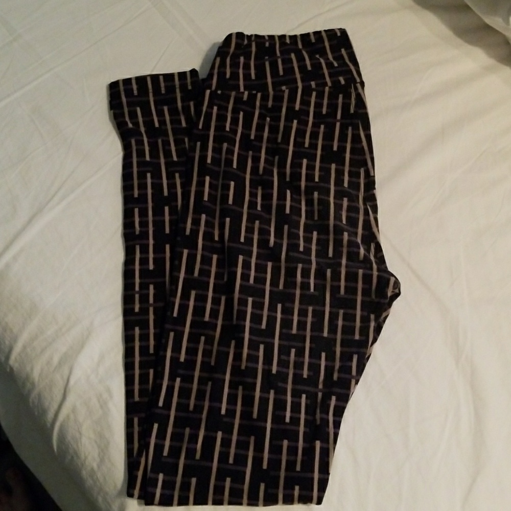 Gently worn OS leggings
